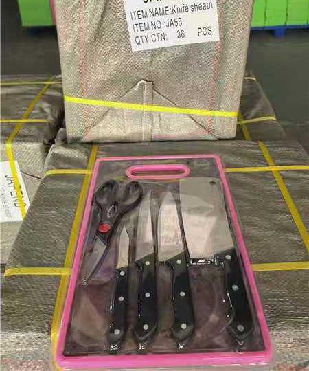 Stainless Steel Kitchen Knife Set Featuring Black Handles